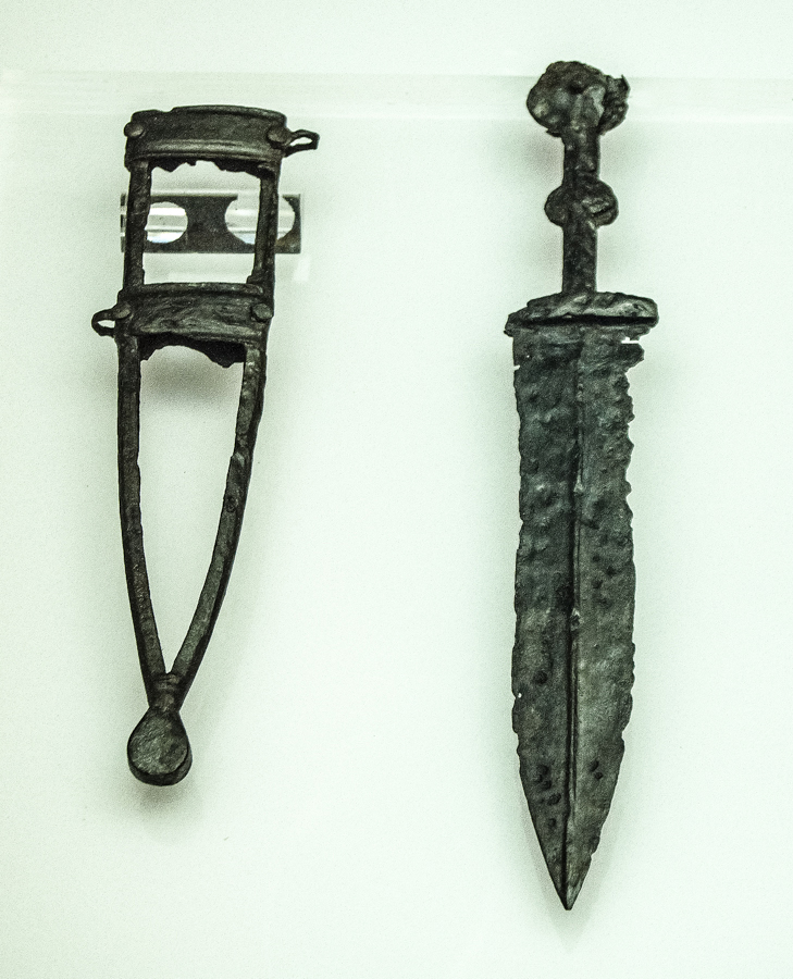 Espada celtiberica de la necropolis de Carratiermes Soria s IV III a C